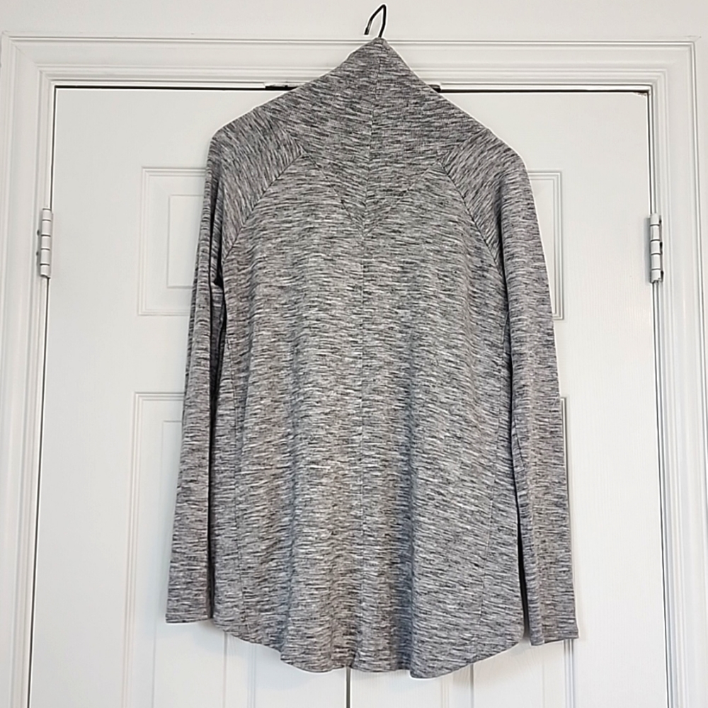 Athleta Nirvana Wear Two Ways Wrap Marl Grey Heather Size XS - Picture 4 of 4